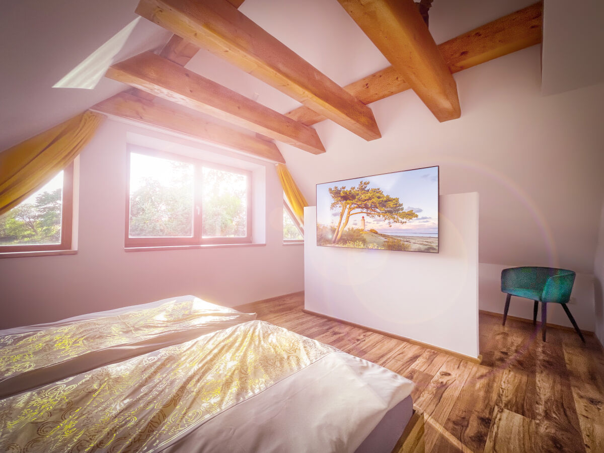 Schlafzimmer der Luxus Ferienwohnung auf Rügen
